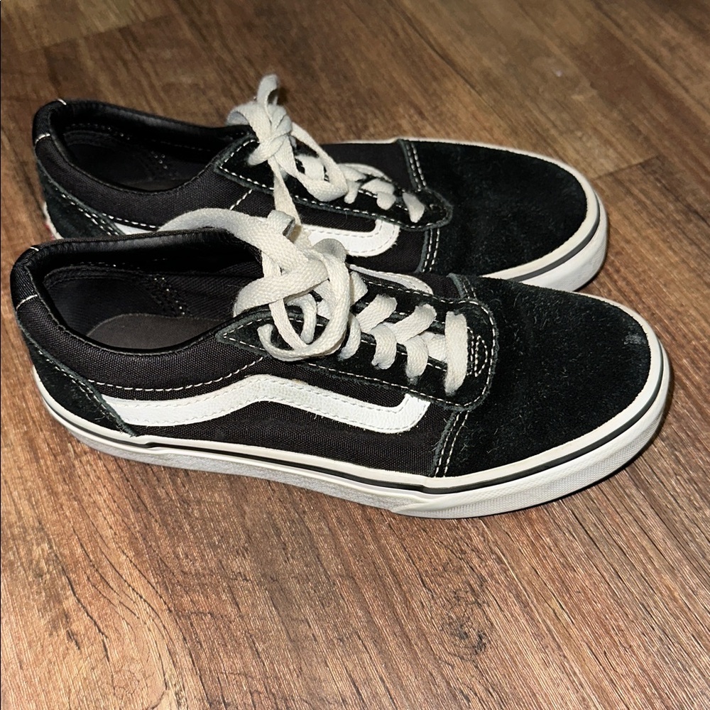 Vans Kids Old‎ Skool Black and White size 2